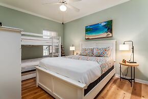 Grandma's Condo - Beach Club #208 3 Bedroom Condo by RedAwning