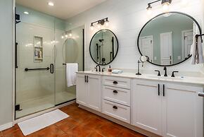 Grandma's Condo - Beach Club #208 3 Bedroom Condo by RedAwning