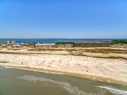 Grandma's Condo - Beach Club #208 3 Bedroom Condo by RedAwning