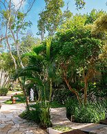 Le Village Boutique Hotel