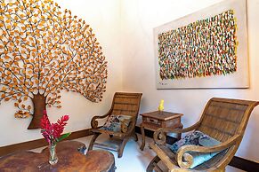 Le Village Boutique Hotel