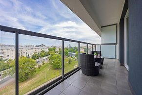 Apartment With Terrace by Renters