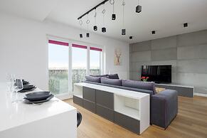 Apartment With Terrace by Renters