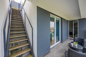 Apartment With Terrace by Renters