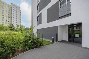 Apartment With Terrace by Renters