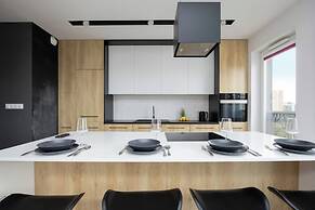 Apartment With Terrace by Renters