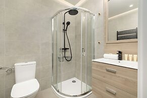 Szymony Apartment by Renters Prestige