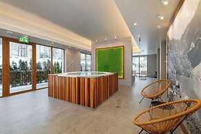 Szymony Apartment by Renters Prestige