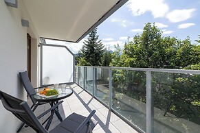 Szymony Apartment by Renters Prestige