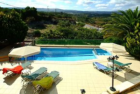 Villa Marcos Chara in Asteri