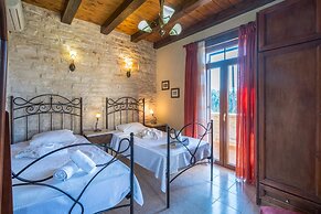 Villa Marcos Chara in Asteri