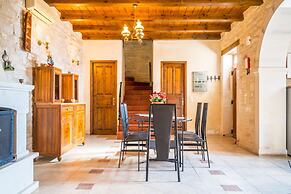 Villa Marcos Chara in Asteri