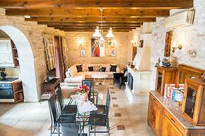 Villa Marcos Chara in Asteri