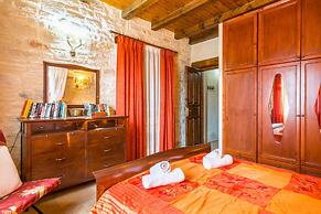 Villa Marcos Chara in Asteri