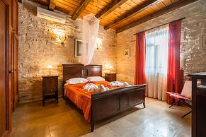 Villa Marcos Chara in Asteri