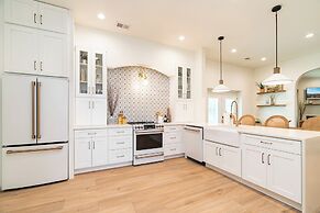 The Roxy 2 Homes in 1!