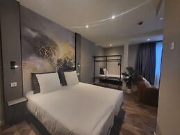 Nebula Hotel by INE'S