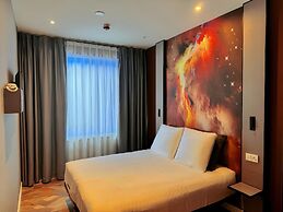 Nebula Hotel by INE'S