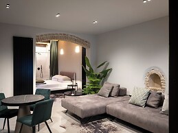 OFFICINE CAVOUR Casa dei Leoni