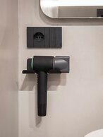 OFFICINE CAVOUR Casa dei Leoni