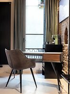 OFFICINE CAVOUR Casa dei Leoni