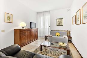 Alessia's Flat - Sesto