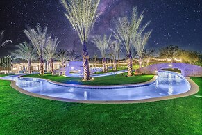 The Stallion Estate Sleeps 24, Theater, Game Room, Pickle Ball