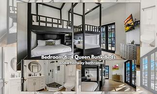 The Stallion Estate Sleeps 24, Theater, Game Room, Pickle Ball