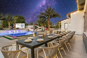 The Stallion Estate Sleeps 24, Theater, Game Room, Pickle Ball