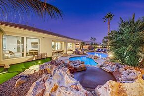 Tulum Getaway: Pool/spa,games +tesla Charger