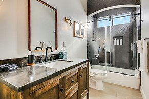 Tulum Getaway: Pool/spa,games +tesla Charger