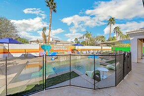 Wilder Out West: Luxury Pickleball, Mini Golf, & Game Room!