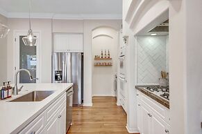 Wilder Out West: Luxury Pickleball, Mini Golf, & Game Room!