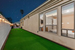 Wilder Out West: Luxury Pickleball, Mini Golf, & Game Room!