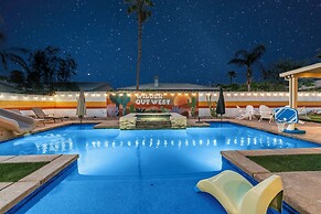 Wilder Out West: Luxury Pickleball, Mini Golf, & Game Room!