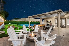 Wilder Out West: Luxury Pickleball, Mini Golf, & Game Room!