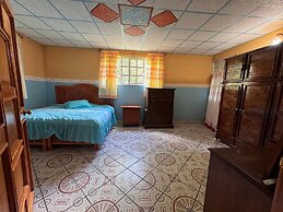 Casa rodeada de naturaleza