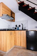 Central Suites by H&R
