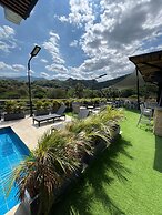 Central Suites by H&R