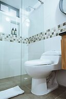 Central Suites by H&R