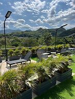 Central Suites by H&R