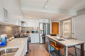 National at Rosslyn Towers