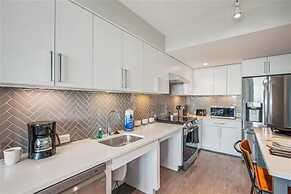 National at Rosslyn Towers