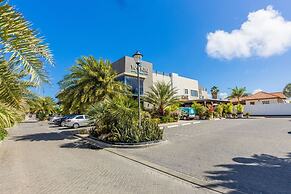 Waykiri Modern Condo 3 Bed 2 Bath Walk to Marriott