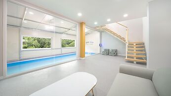 Gapyeong Onestar Pool Villa