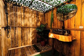 Look & Luck Glamping by David
