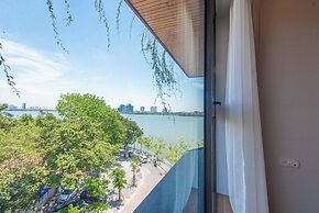Moon West Lake Residence