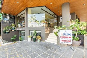 Moon West Lake Residence