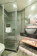 Moon West Lake Residence