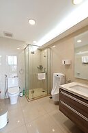 Moon West Lake Residence